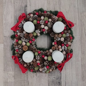 Adventi koszorú fehér színű gyertyákkal - karácsony - adventi díszek - adventi koszorú - Meska.hu