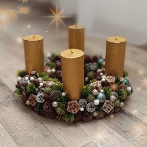 Adventi koszorú arany színű gyertyákkal - Meska.hu