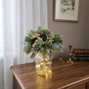Adventi dísz , Karácsony, Adventi díszek, Adventi asztaldísz, Virágkötés, Adventi dísz led világítással, üveg edényben
Átmérője: 26 cm
Magassága: 34 cm, MESKA