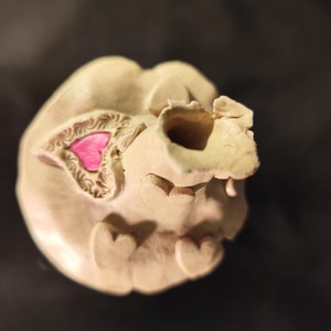 Kerámia füstölő magenta szív - otthon & életmód - dekoráció - spiritualitás - füstölő és füstölőtartó - Meska.hu