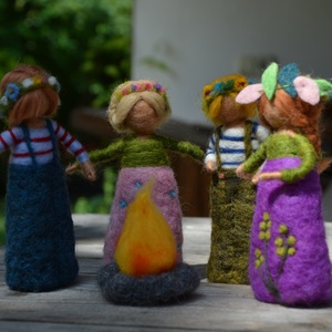 Tűzugrás  - karácsony - mikulás - mikulás beltéri dekoráció - Meska.hu