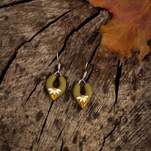 Margaréta virág fülbevaló, Ékszer, Fülbevaló, Lógó fülbevaló, Ékszerkészítés, MESKA