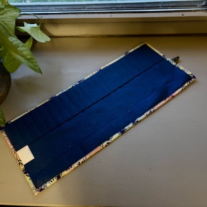 Ceruzakukac, ceruzatartó Waldorf  - otthon & életmód - papír, írószer - tolltartó & ceruzatekercs - Meska.hu