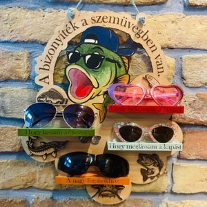 Vicces horgász szemüvegtartó - Meska.hu