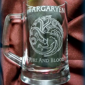 Trónok harca - Targaryen - gravírozott korsó - otthon & életmód - konyhafelszerelés, tálalás - tálalás - sörös pohár és korsó - Meska.hu