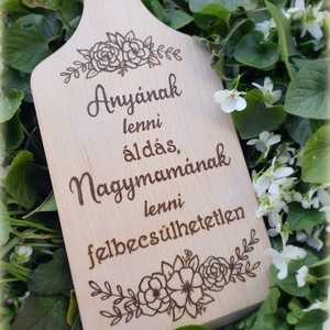 Anyák napjára, anyának, mamának vágódeszka, Otthon & Életmód, Konyhafelszerelés, tálalás, Sütés, főzés, Vágódeszka, Gravírozás, pirográfia, MESKA
