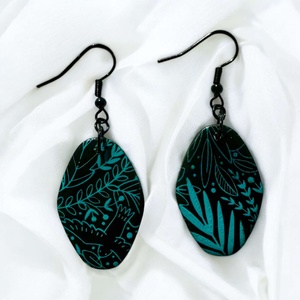 397. Fekete alapon, türkiz minta - Meska.hu