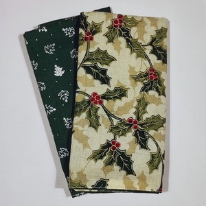 Kétoldalas karácsonyi szalvéta: zöld-bézs/ 2 db, Karácsony, Karácsonyi lakásdekoráció, Ünnepi asztaldekoráció, Varrás, MESKA