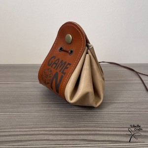 2in1 szütyő és kockatálca - Game on felirattal - játék & sport - táblajáték és kártyajáték - társasjátékok - dobókocka - Meska.hu