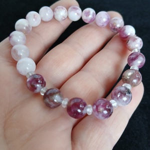 Lepidolit hegyikristállyal- a lélek csendes megtisztulasa s - ékszer - karkötő - ásványkarkötő - Meska.hu