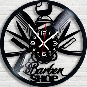 Barber shop bakelitlemez falióra!, Otthon & Életmód, Dekoráció, Fali és függő dekoráció, Falióra & óra, Gravírozás, pirográfia, MESKA