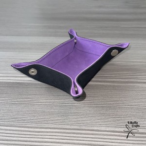 Színes bőr tálca - lila és fekete, Otthon & Életmód, Dekoráció, Asztal és polc dekoráció, Dekorációs tál, tartó, , MESKA