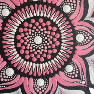 Egyedi mandala, fekete alapon rózsaszín és fehér színnel  - otthon & életmód - dekoráció - spiritualitás - mandala - Meska.hu