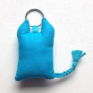 Türkizkék farkas kulcstartó - táska & tok - kulcstartó & táskadísz - kulcstartó - Meska.hu