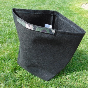 Ültető zsák, terepmintás füllel 47 cm x 35 cm/ paradicsom, tök, padlizsán, uborka, saláta, stb. termesztéséhez - otthon & életmód - ház & kert - növény & veteményes - Meska.hu