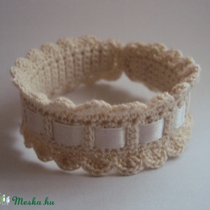 Horgolt karkötő - Meska.hu