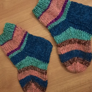 Kötött, meleg zokni 37 méretben. - ruha & divat - cipő & papucs - zokni - Meska.hu