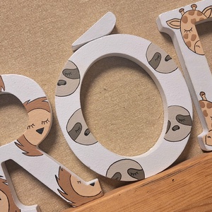 Állatos dekorbetű - baba - mama - babaszoba dekoráció - babanév dekoráció - Meska.hu