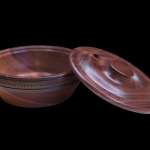 Fekete dió fatál fedéllel - 11, Otthon & Életmód, Konyhafelszerelés, tálalás, Tálalás, Kínálótál, Famegmunkálás, MESKA