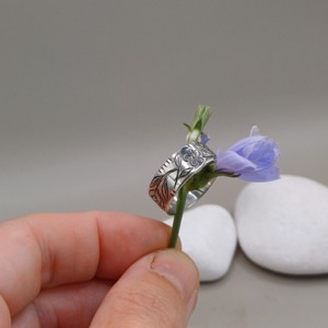 Nature Details - Gyűrű a nyárról - kézzel vésett ezüst karikagyűrű - esküvő - ékszer - karikagyűrű - Meska.hu