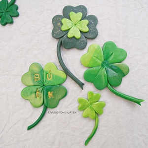 Négylevelű lóhere  -  7 db-os csomag szilveszteri, újévi dekorációhoz -  - Meska.hu