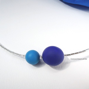Kék gömb  -  minimál nyaklánc, rövid nyaklánc - ékszer - nyaklánc - gyöngyös nyaklánc - Meska.hu