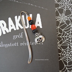 Könyvjelző rémtörténetekhez  -  halloween, fekete narancssárga könyvjelző - otthon & életmód - dekoráció - halloween - halloweeni ékszerek - Meska.hu