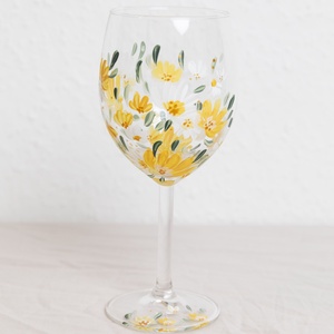 Virágos borospohár - esküvő - emlék & ajándék - nászajándék - esküvői pohár, pohárszett - Meska.hu