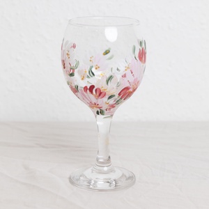 Virágos borospohár - esküvő - emlék & ajándék - nászajándék - esküvői pohár, pohárszett - Meska.hu