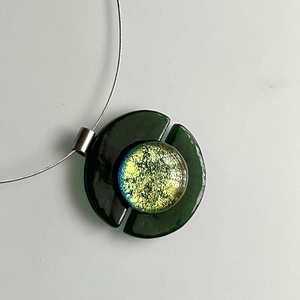 Irizáló nyaklánc, üvegékszer - Meska.hu