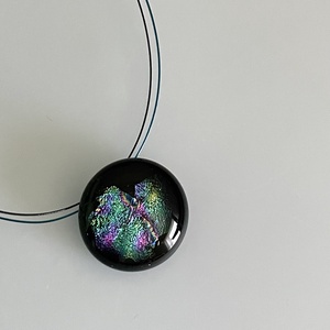 Többszínű irizáló nyaklánc, üvegékszer - ékszer - nyaklánc - medálos nyaklánc - Meska.hu