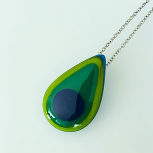 Pávatoll medál, üvegékszer - ékszer - nyaklánc - medálos nyaklánc - Meska.hu