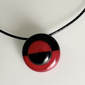 Klasszikus fekete-piros nyaklánc, üvegékszer - Meska.hu