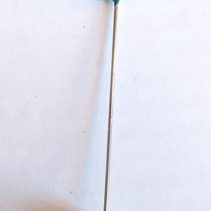 Tricolor Kokárda kitűző  üvegékszer  tekla gyöngy dsszel, muranoi üveg, ajándék , nemzeti színű, petőfi, március 15 - ékszer - kitűző és bross - kitűző - Meska.hu