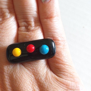 NEMESACÉL Fekete  piros sárga  kék bolygó gyűrű üvegékszer ajndék nőknek, Ékszer, Gyűrű, Statement gyűrű, Üvegművészet, Ékszerkészítés, MESKA