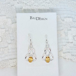 Ezüst lógós fülbevaló citrinnel, , , MESKA