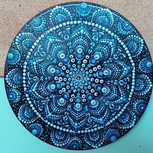 Mandala festés akrillal,pontozásos technikával bakelit lemezre  - Meska.hu