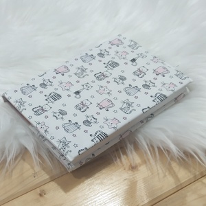 Textil könyvborító, Otthon & Életmód, Papír, írószer, Könyv- és füzetborító, Varrás, MESKA