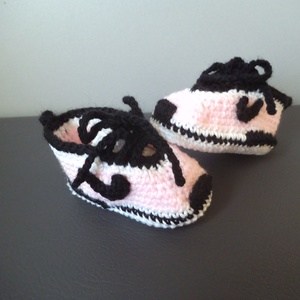 Horgolt baba cipő talphossz: 9 cm -  - Meska.hu