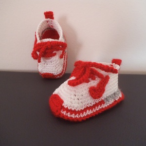 Nike stílusú horgolt babacipő talphossz: 9 cm 0-3 hóig -  - Meska.hu