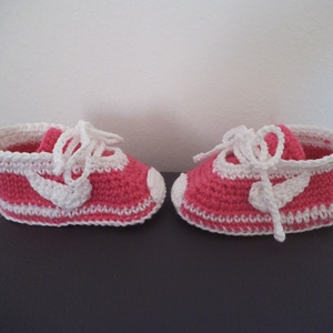 Horgolt kislány babacipő talphossz: 9 cm 0-3 hóig -  - Meska.hu