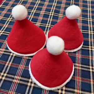 Edényfül fogó - Mikulás sapka, 8cm - Meska.hu