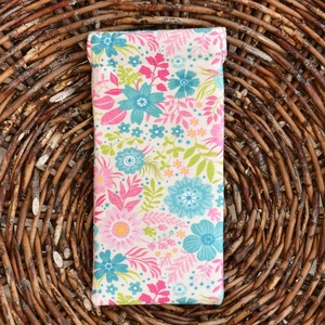 Virágos szemüvegtok több színben, 9x18cm, pikk-pakk zárral - táska & tok - pénztárca & más tok - szemüvegtok - Meska.hu