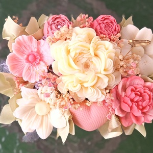 Anyák napi virágbox - otthon & életmód - virágdekoráció - virágok - virágbox - Meska.hu