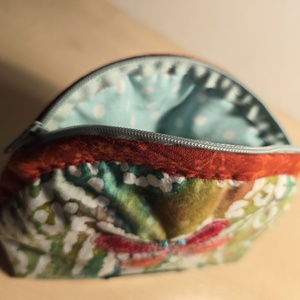 Szitakötős, batikolt mintás neszesszer - táska & tok - neszesszer - Meska.hu