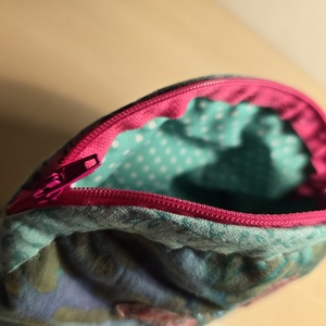 Szitakötős, batikolt mintás neszesszer - táska & tok - neszesszer - Meska.hu