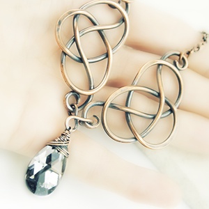  Valhalla - vörösréz nyaklánc swarovski kristállyal - ékszer - nyaklánc - medálos nyaklánc - Meska.hu