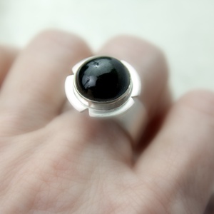 Hana - ezüst gyűrű csillag diopsziddal - ékszer - gyűrű - statement gyűrű - Meska.hu