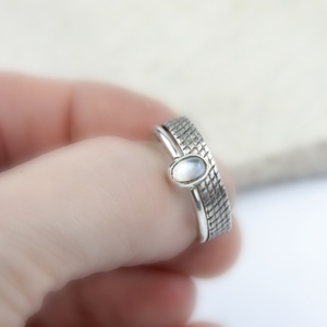 Idősík - ezüst gyűrű holdkővel - Meska.hu