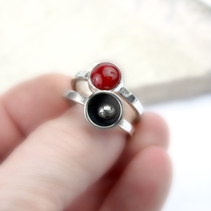 Pipacs - ezüst gyűrű korallal - ékszer - gyűrű - kerek gyűrű - Meska.hu